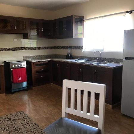 2 Queen Bed Apartment With Smart Tv ,Wifi Y Luz Las 24 Horas Jarabacoa Exterior photo