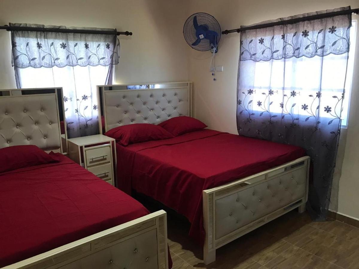 2 Queen Bed Apartment With Smart Tv ,Wifi Y Luz Las 24 Horas Jarabacoa Exterior photo